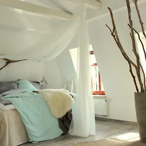 Loft Im Turmhaus Am Weissen Hirsch Apartment