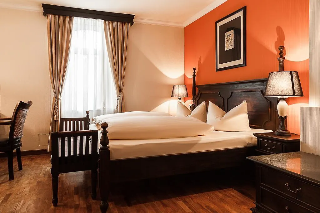 Hotel Aviv Дрезден